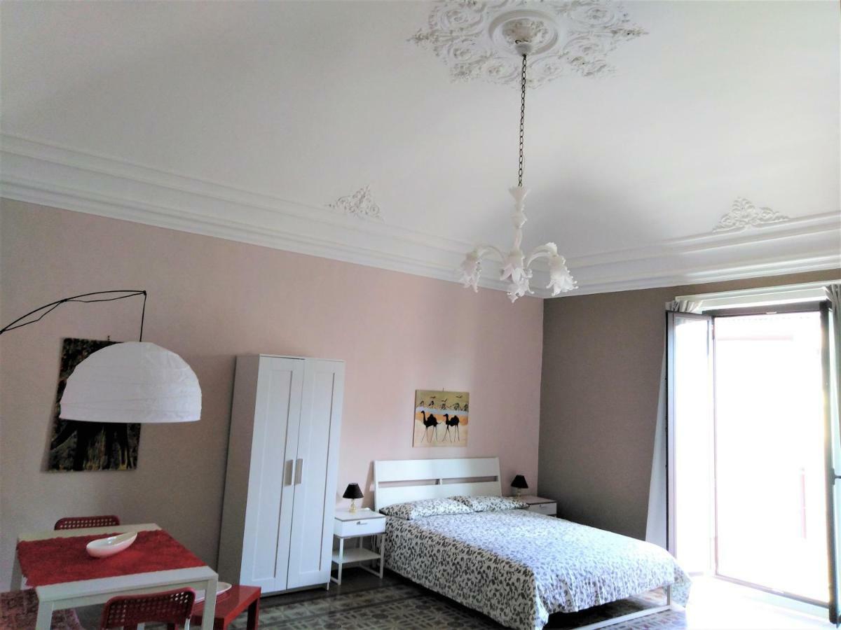 Manzoni Suite Home Катанія Екстер'єр фото